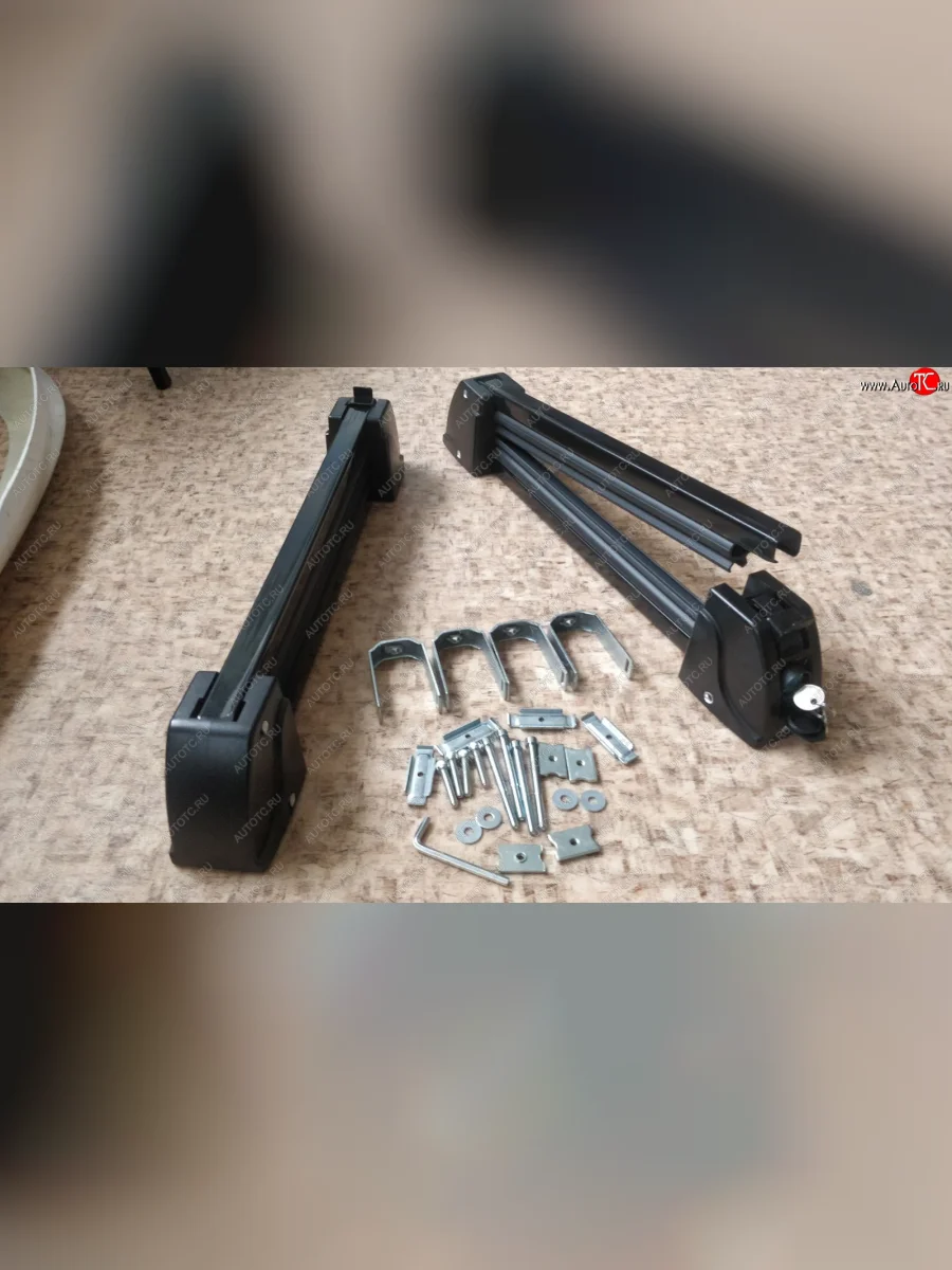 Комплект креплений для лыж Inter Nissan Sylphy (2008-2012) (Для 3-х пар лыж или 2 сноубордов, Цвет черный)