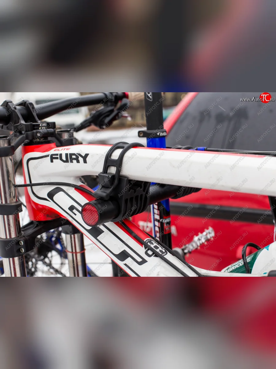 Велобагажник в квадрат для фаркопа РИФ Mitsubishi Delica D:2 1 (2011-2015) (На 2 велосипеда)