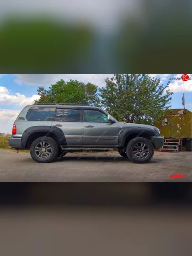 Комплект расширителей арок LAPTER (50 мм) Toyota Land Cruiser 10 100 дорестайлинг (1998-2002)