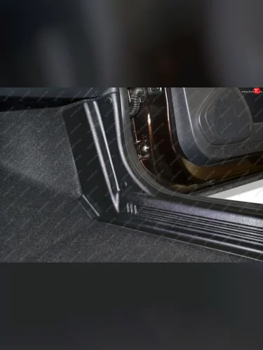 Накладки на ковролин Petroil Tuning (Передние) Renault Kaptur (2016-2022) дорестайлинг, рестайлинг