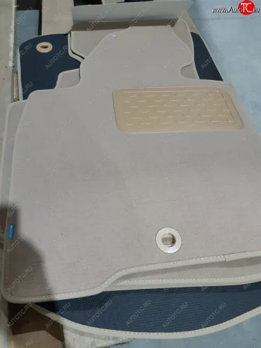 Коврики в салон Klever Premium (текстиль, 4 шт.) (Бежевые) Lexus LX570 J200 2-ой рестайлинг (2015-2022)