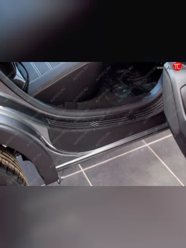 Накладки порожков салона RA (Задние) Renault Arkana (2019-2025)