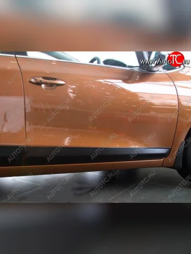 Молдинг двери RA (передний правый) (Поверхность шагрень) KIA Ceed  2 JD (2012-2018) дорестайлинг, хэтчбэк, рестайлинг, хэтчбэк