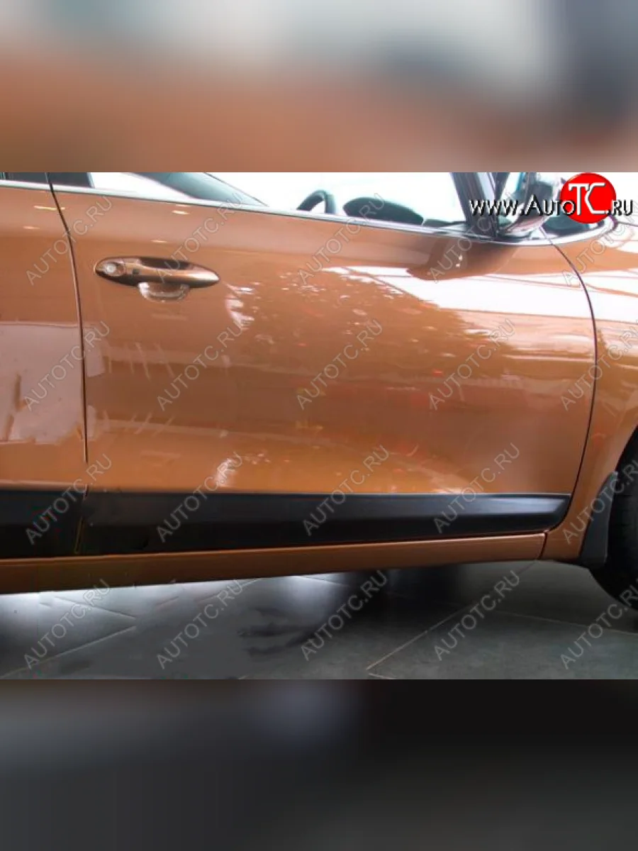 Молдинг двери RA (передний правый) KIA Ceed 2 JD рестайлинг, хэтчбэк (2015-2018) (Поверхность шагрень)  в Керчи Республика Крым