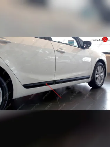 Молдинг двери RA (узкий, задний правый) (Поверхность шагрень) KIA Cerato  3 YD (2013-2019) дорестайлинг седан, рестайлинг седан