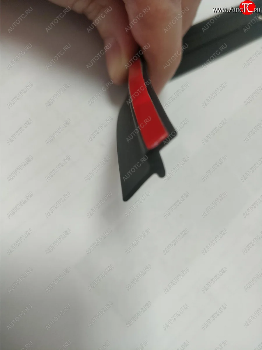 Универсальный уплотнитель FlexLine (на самоклеящейся основе, лепесток 9 mm, 1 погонный метр) Opel Movano B (2010-2025) с доставкой в г. Кемерово