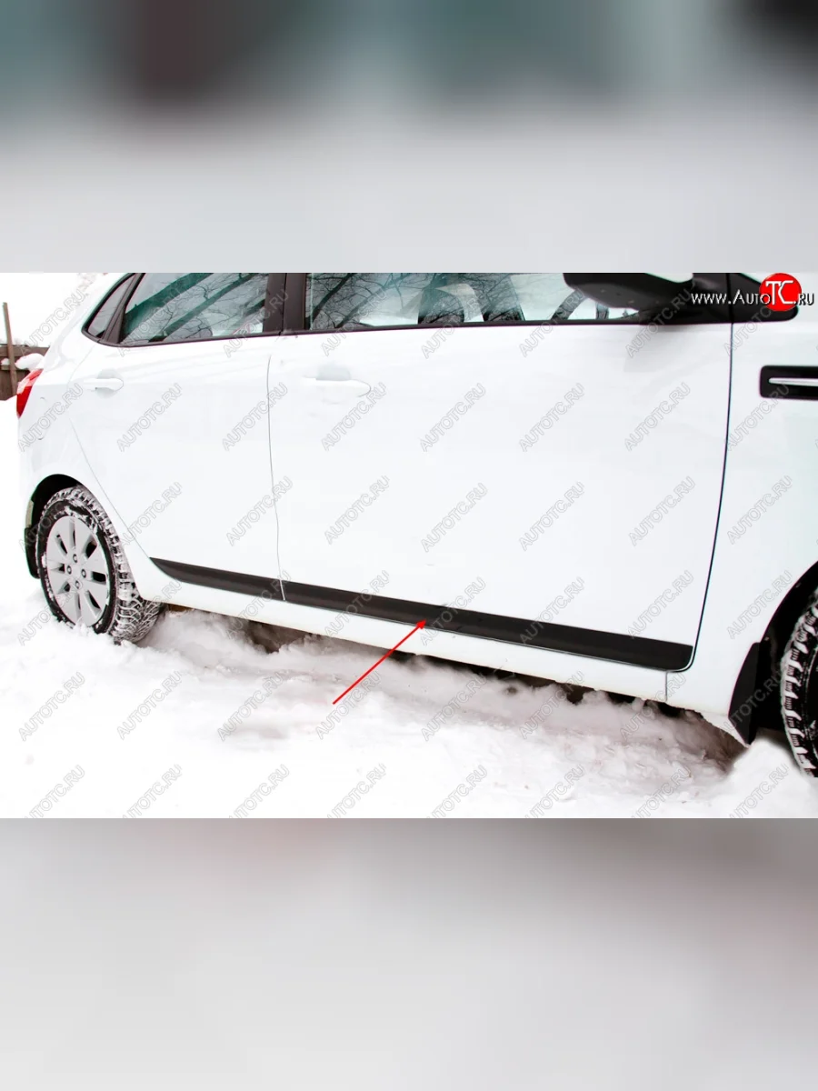 Молдинг двери RA (вариант 1, передний правый)  KIA Rio (2011-2017) 3 QB (Поверхность шагрень)  в Самаре Самарской области