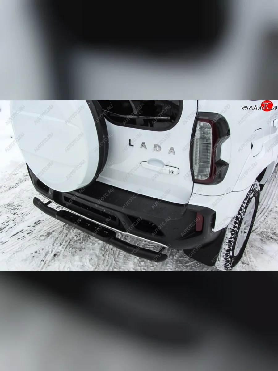 Защита заднего бампера Slitkoff (Ø 57 мм, со ступенькой металлической) Лада ВАЗ Нива Трэвел (212300-80) (2021-2025) (Сталь полимерным покрытием в цвет: черный)  в Самаре Самарской области