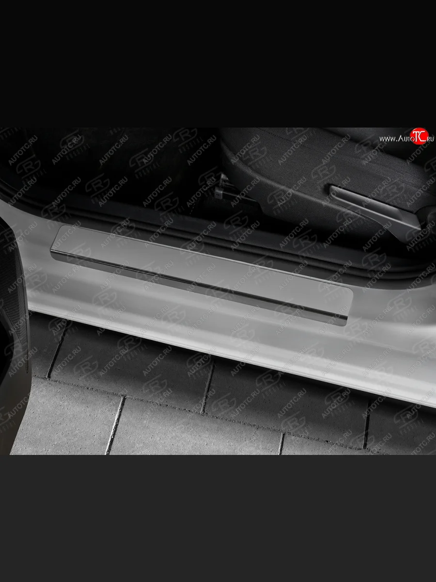 Накладки порожков салона Russtal Skoda Rapid NH3 рестайлинг лифтбэк (2017-2020) (Нержавейка шлифованная)  в Керчи Республика Крым