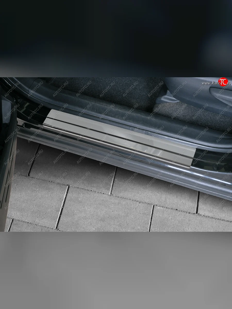 Накладки порожков салона Russtal Toyota RAV4 XA40 5 дв. дорестайлинг (2012-2015) (Нержавейка полированная)  в Керчи Республика Крым