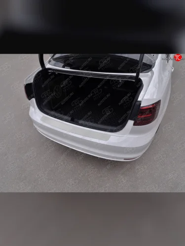 Защитная накладка заднего бампера Russtal (Нержавейка шлифованная) Volkswagen Jetta A6 седан рестайлинг (2015-2018)