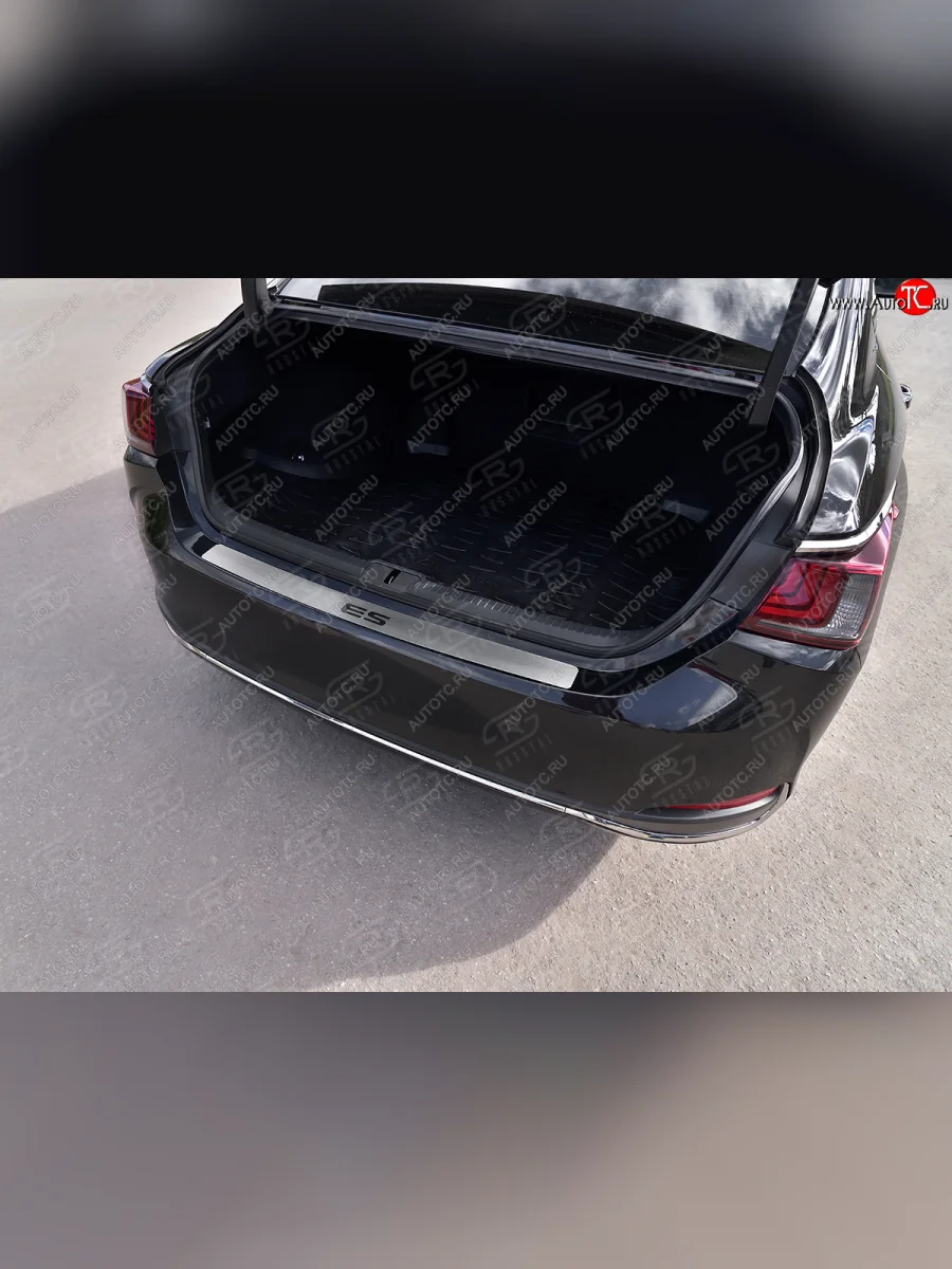 Защитная накладка заднего бампера Russtal Lexus ES350 XV70 дорестайлинг (2018-2021) (Нержавейка шлифованная с надписью)  в Керчи Республика Крым