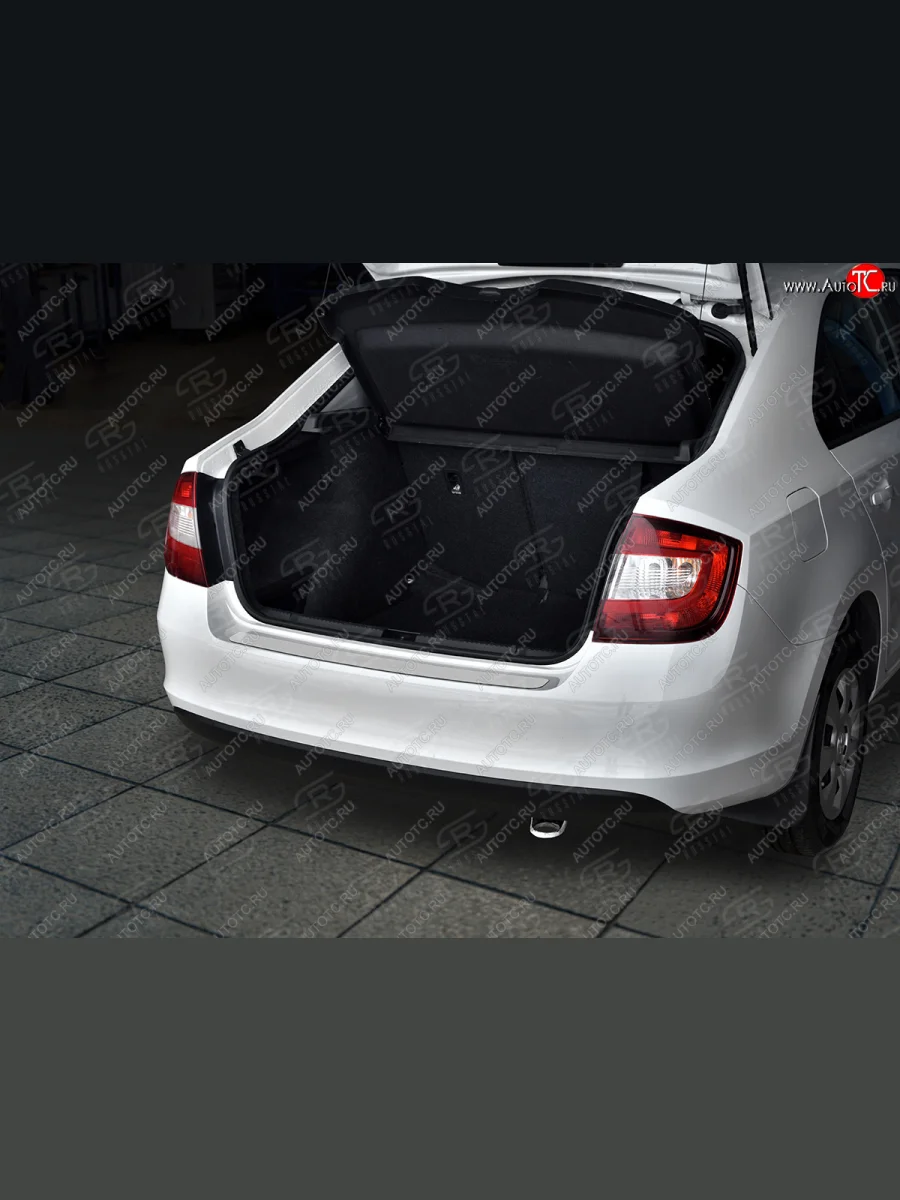 Защитная накладка заднего бампера Russtal Skoda Rapid NH3 дорестайлинг лифтбэк (2012-2017) (Нержавейка полированная)  в Керчи Республика Крым