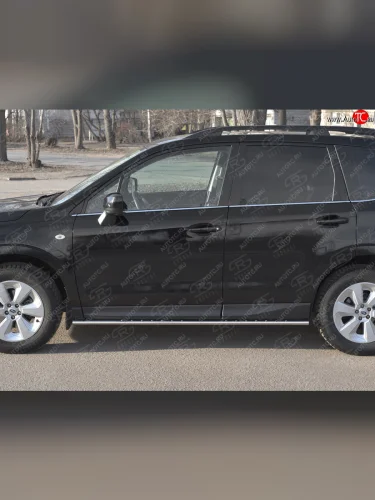 Защита порогов на Russtal труба 75х42 овал с проступью Subaru Forester SJ рестайлинг (2016-2019)