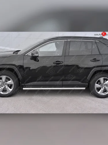 Защита порогов на SLITKOFF труба d63 (защита порогов с заглушками на торцах) Toyota RAV4  XA50 (2018-2025) 5 дв. дорестайлинг