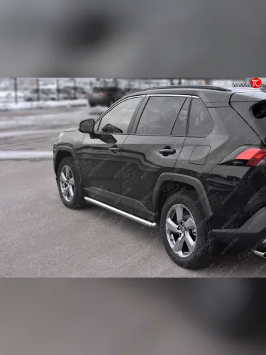 Защита порогов на SLITKOFF труба d63 (защита порогов с закругленными торцами) Toyota RAV4  XA50 (2018-2025) 5 дв. дорестайлинг