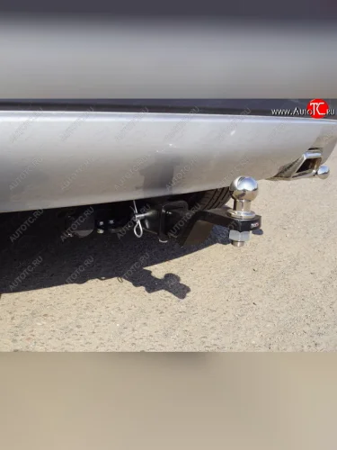 Фаркоп (тягово-сцепное устройство) TCC (Оцинкованный, шар E) INFINITI Qx50  J55 (2017-2022)