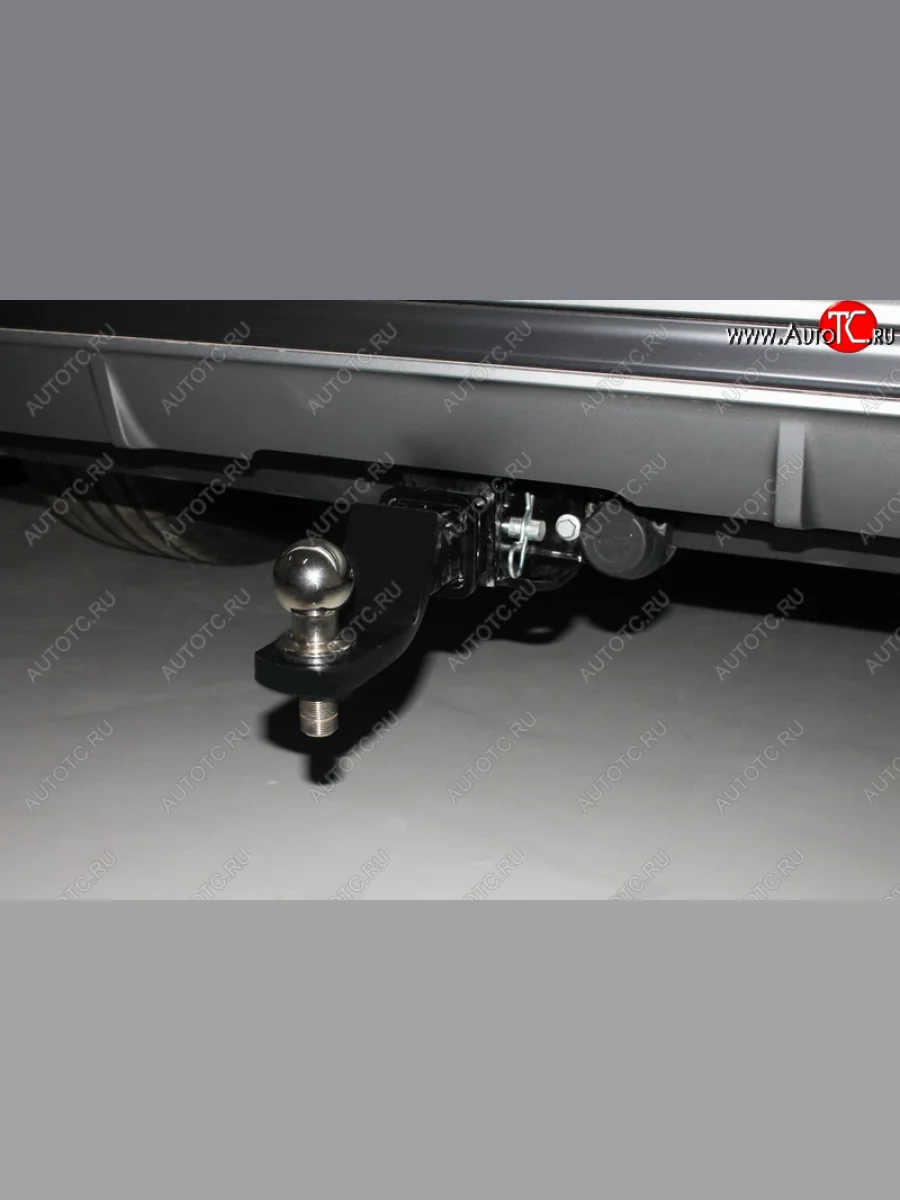 Фаркоп (тягово-сцепное устройство) TCC Audi Q8 4MN (2018-2022) (Оцинкованный, шар E - нержавейка)  в Самаре Самарской области