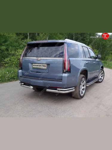 Защита заднего бампера (уголки двойные) ТСС 76,1/42,4 мм Cadillac Escalade  GMTK2 джип 5 дв. (2015-2020) короткая база