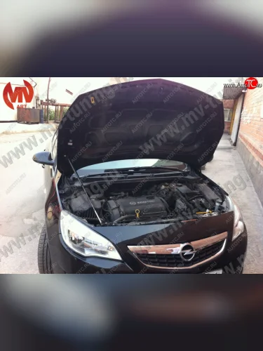 Упор капота MV-Tuning (одинарный) Opel Astra  J (2009-2017) универсал дорестайлинг, хэтчбек 5 дв. дорестайлинг, универсал рестайлинг, хэтчбек 5 дв.  рестайлинг