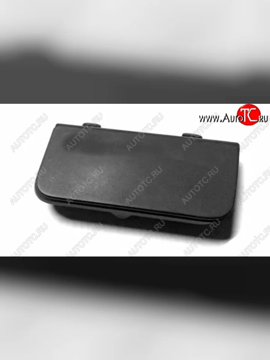 Левая заглушка буксировочного отверстия переднего бампера VAG Volkswagen Touareg 1 GP дорестайлинг (2002-2007) (Неокрашенная)  в Самаре Самарской области