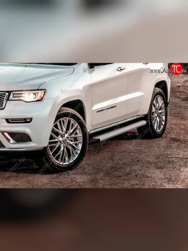 Пороги алюминиевые Slitkoff (Optima Silver) Jeep Grand Cherokee  WK2 (2013-2018) 1-ый рестайлинг