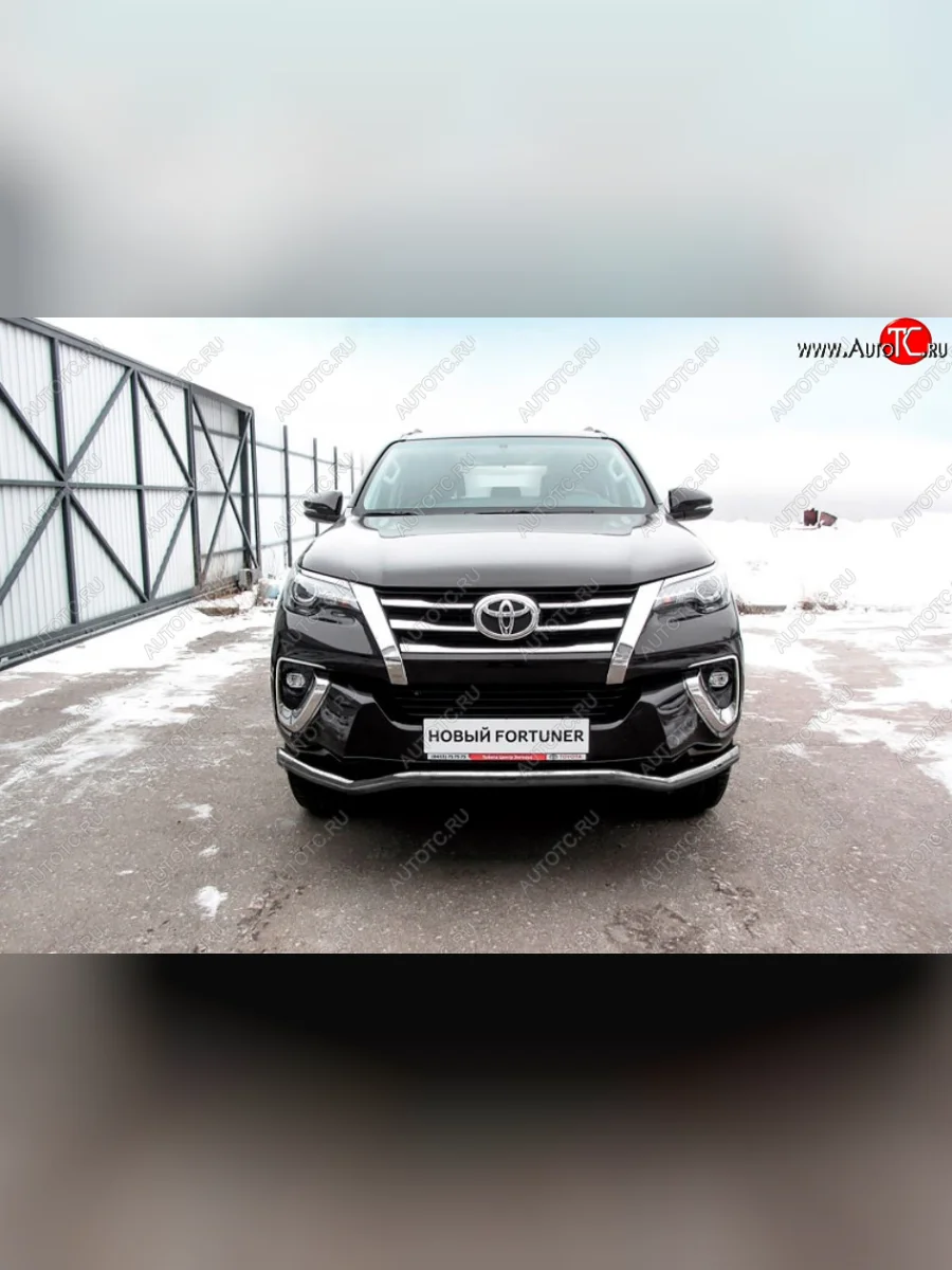 Защита переднего бампера Slitkoff (Ø 57 мм, волна).  Toyota Fortuner (2015-2020) AN160 (Сталь с полимерным покрытием. Цвет: серебристый)  в Самаре Самарской области