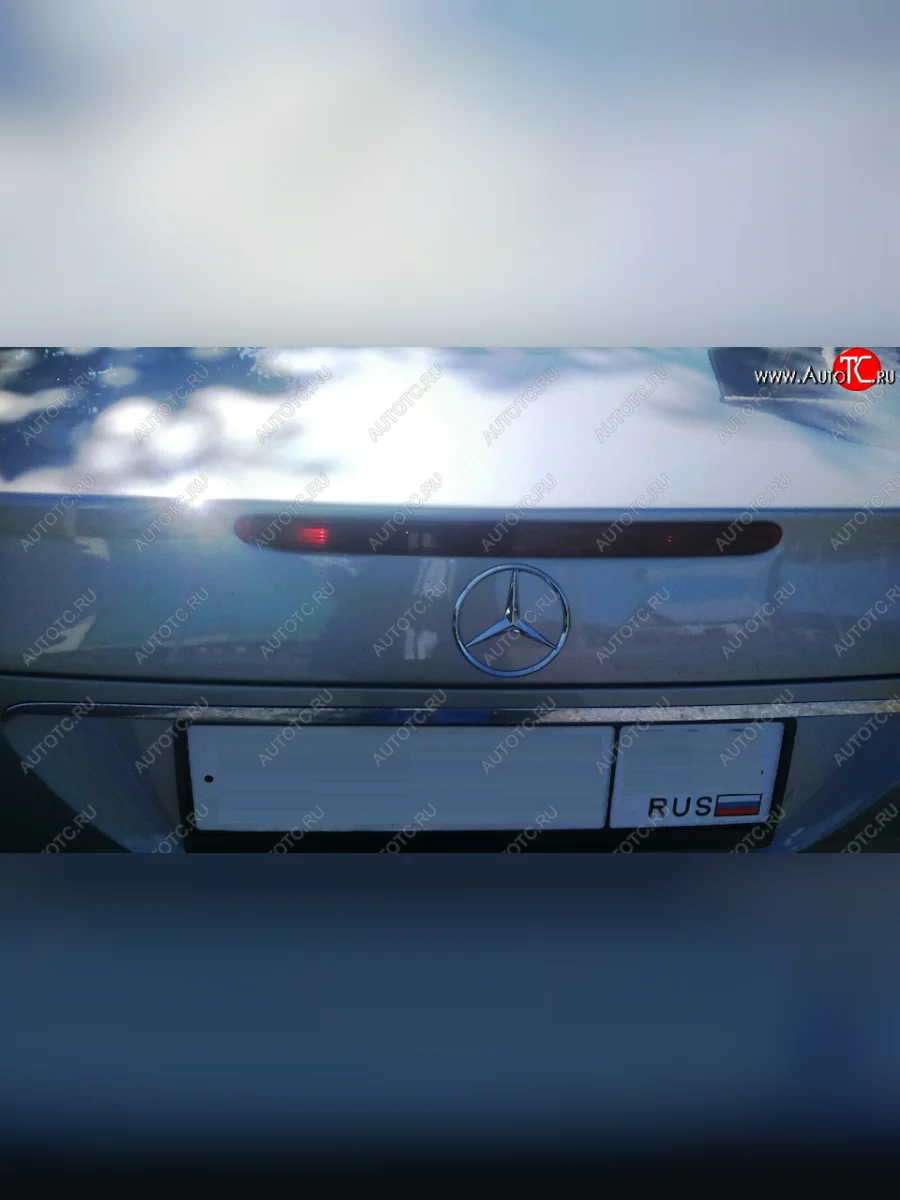 Стоп-сигнал в крышку багажника TYC  Mercedes-Benz E-Class (2002-2006) W211  в Керчи Республика Крым