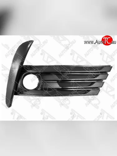 Правая вставка под противотуманную фару SAT Toyota Corolla E180 рестайлинг (2016-2019)