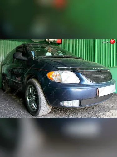 Зимняя заглушка воздухозаборника бампера Стрелка 11 Премиум Chrysler Voyager RG минивэн дорестайлинг (2000-2004)