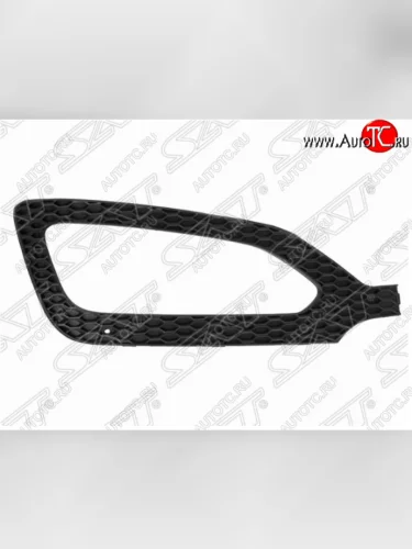 Правая оправа противотуманной фары SAT Hyundai Santa Fe DM дорестайлинг (2012-2016)
