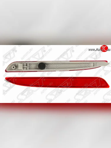 Правый отражатель в задний бампер TYC Mazda 3/Axela BL дорестайлинг, хэтчбэк 5 дв. (2009-2011)