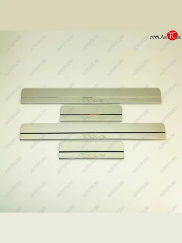 Накладки порожков салона INOX (Нержавеющая сталь) Ford Focus 3 хэтчбэк дорестайлинг (2010-2015)