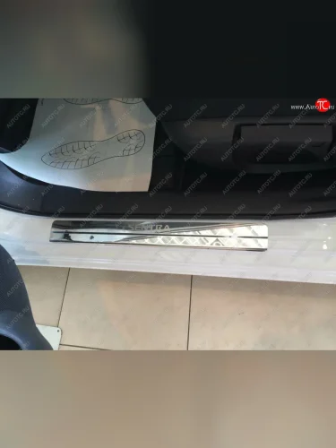 Накладки порожков салона INOX (Нержавеющая сталь) Nissan Sentra 7 B17 седан (2014-2017)