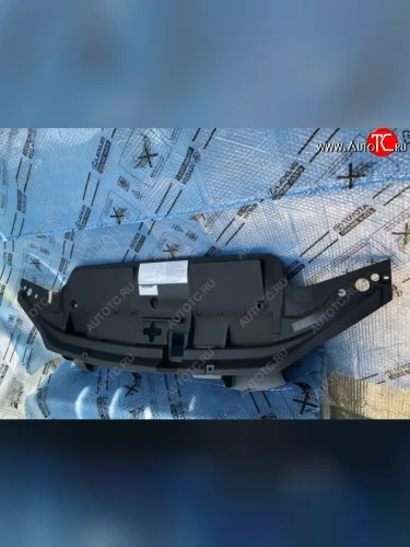 Пыльник радиатора (верхний) TOYOTA Toyota Land Cruiser 200 2-ой рестайлинг (2015-2021)