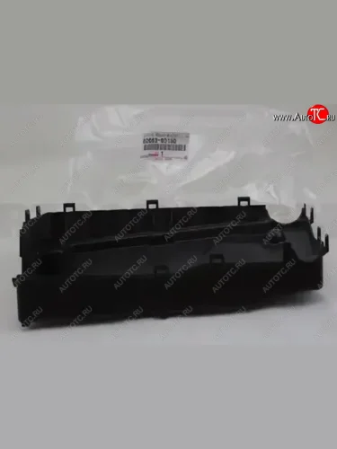 Крышка корпуса коробки предохранителей TOYOTA (нижняя) (нижняя) Toyota Land Cruiser 200 2-ой рестайлинг (2015-2021)