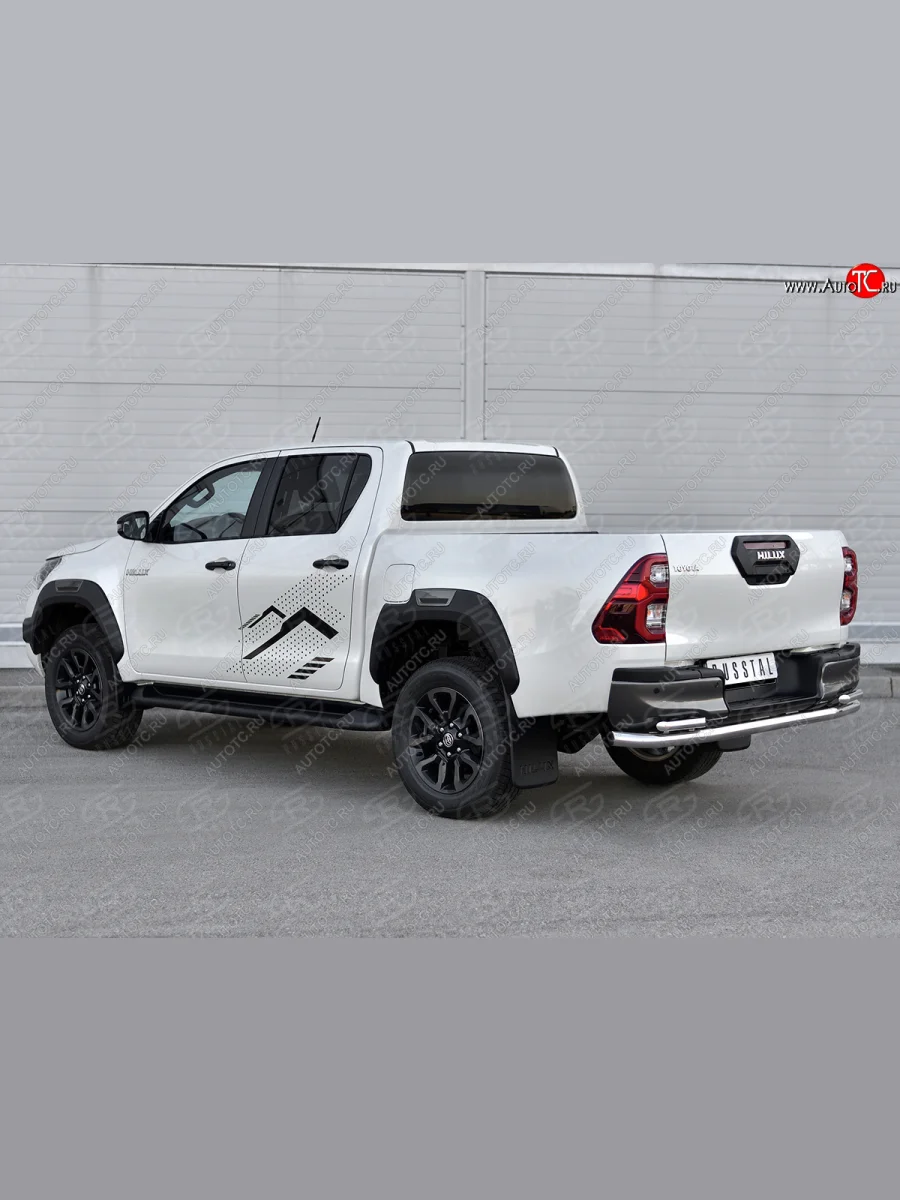 Защита заднего бампера (Ø63 и 42 мм) SLITKOFF  Toyota Hilux (2020-2025) AN120 (полированная нержавейка)  с доставкой в г. Самара