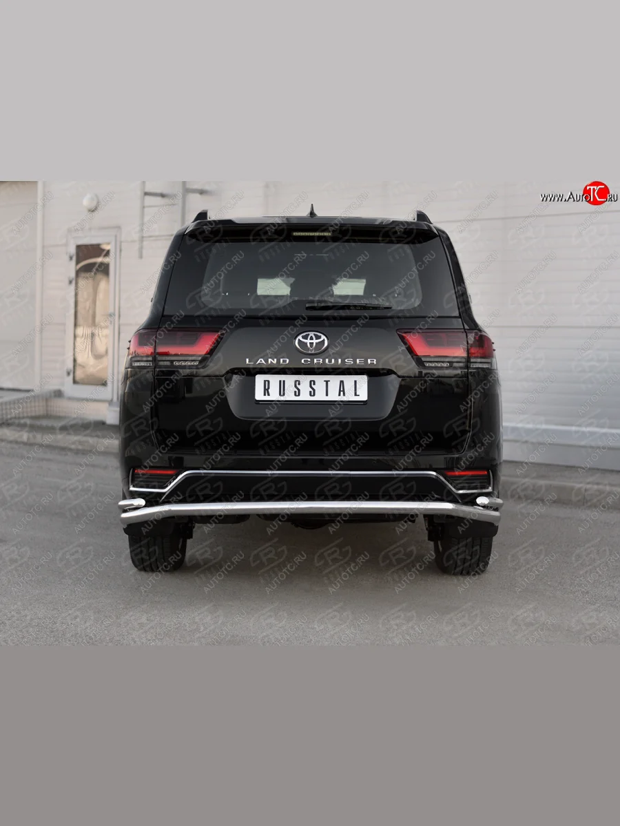 Защита заднего бампера (2 трубы Ø63 и 42 мм, нержавейка, 70TH ANNIVERSARY) SLITKOFF  Toyota Land Cruiser (2021-2025) J300 (полированная нержавейка)  с доставкой в г. Самара