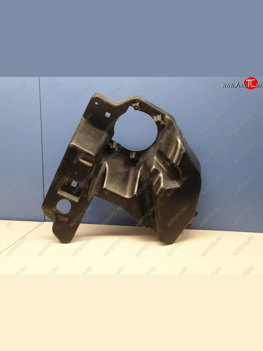 Кронштейн левой ПТФ Оригинал Лада ВАЗ Веста SW 2181 универсал дорестайлинг (2017-2022)  в Самаре Самарской области