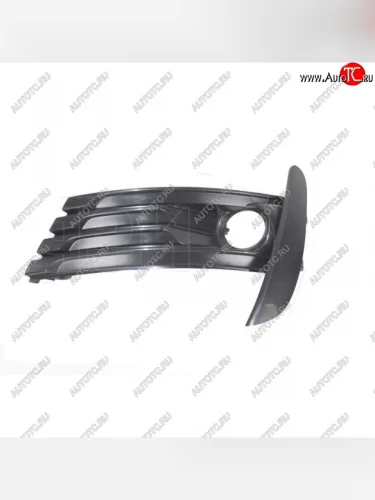 Рамка правой противотуманной фары NSP Toyota Corolla E180 рестайлинг (2016-2019)