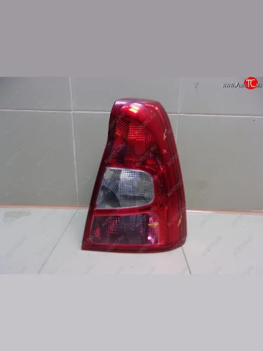 Фонарь правый NSP Renault Logan  1 (2010-2016) рестайлинг