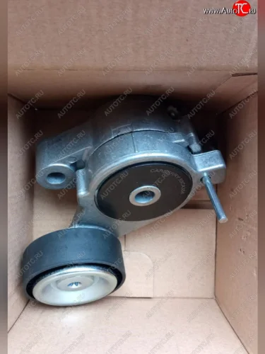 Натяжитель поликлинового ремня с роликом CARBERRY Volkswagen Golf  5 Mk5 - Touran  1T