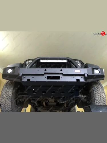 Бампер силовой передний РИФ (с доп. фарами и центральной защитной дугой) Jeep Wrangler  JK (2006-2010) 3 дв. дорестайлинг