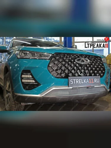 Защитная сетка радиатора в бампер (ячейка 3х7 мм) Стрелка 11 Стандарт (хром) Chery Tiggo 7 PRO (2019-2025)