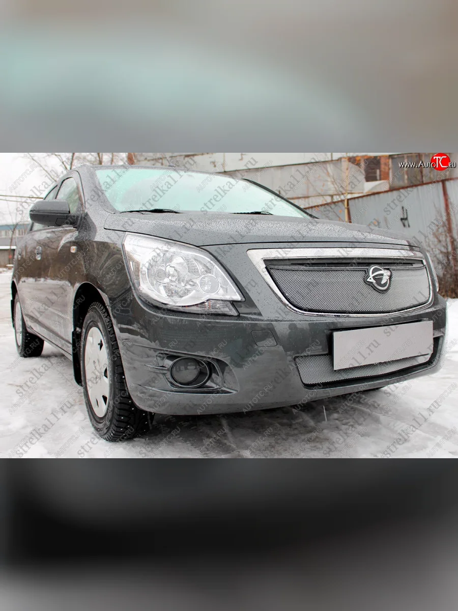 Защитная сетка радиатора в бампер (ячейка 3х7 мм) Стрелка 11 Стандарт Ravon R4 (2016-2020) (хром)  с доставкой в г. Пермь