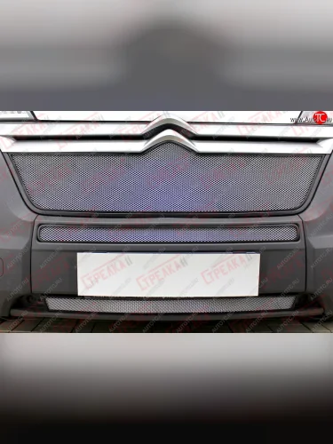 Защитная сетка радиатора в бампер (ячейка 3х7 мм, верх) Стрелка 11 Стандарт (хром) CITROEN Jumper 290 рестайлинг (2014-2022)