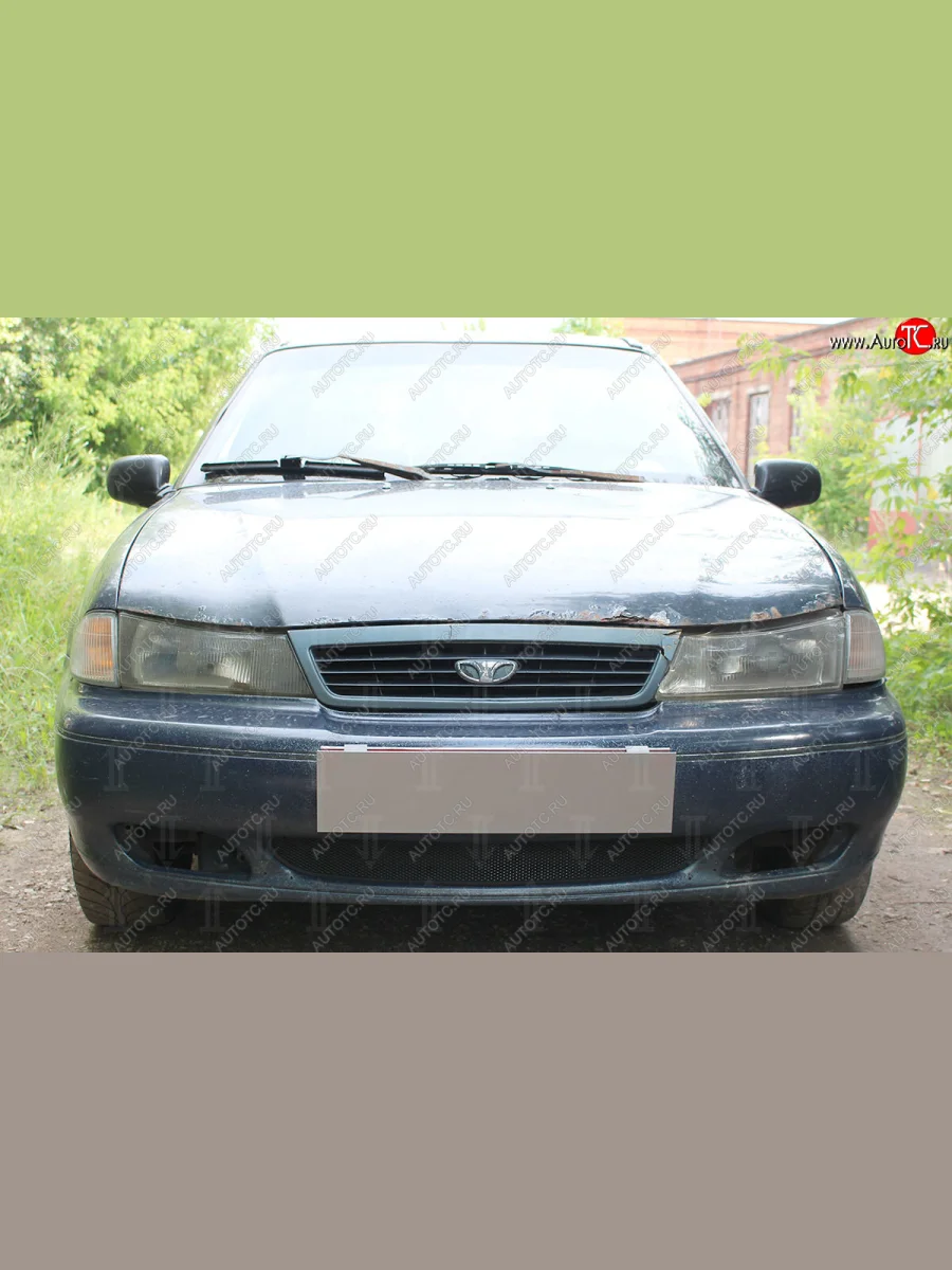 Защитная сетка радиатора в бампер (ячейка 3х7 мм) Стрелка11 Стандарт Daewoo Nexia дорестайлинг (1995-2008) (черная)  в Самаре Самарской области