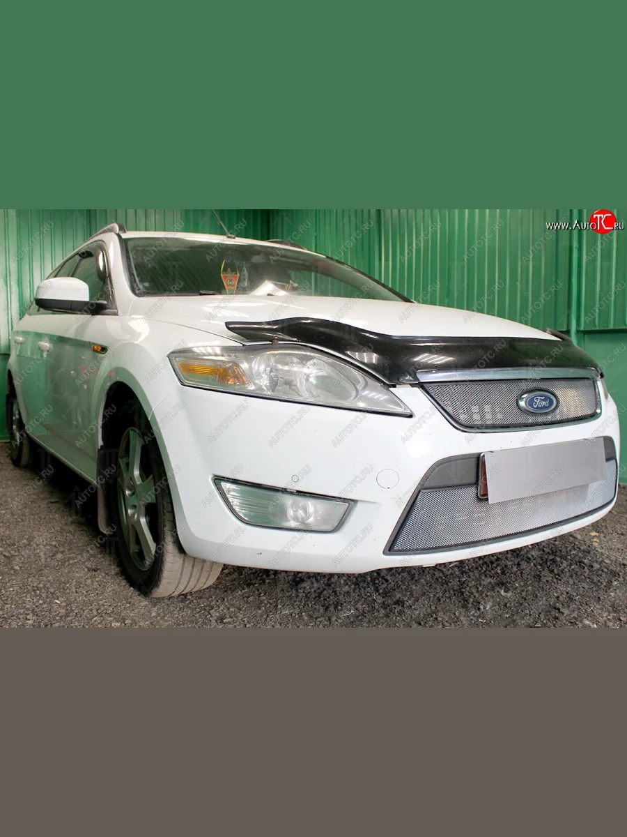 Защитная сетка радиатора в бампер (ячейка 3х7 мм, верх) Стрелка11 Стандарт Ford Mondeo Mk4,BD дорестайлинг, седан (2007-2010) (хром)  с доставкой в г. Керчь