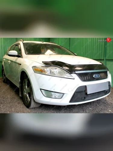 Защитная сетка радиатора в бампер (ячейка 3х7 мм, низ с парктроником) Стрелка11 Стандарт Ford Mondeo Mk4,BD дорестайлинг, седан (2007-2010) (черная)