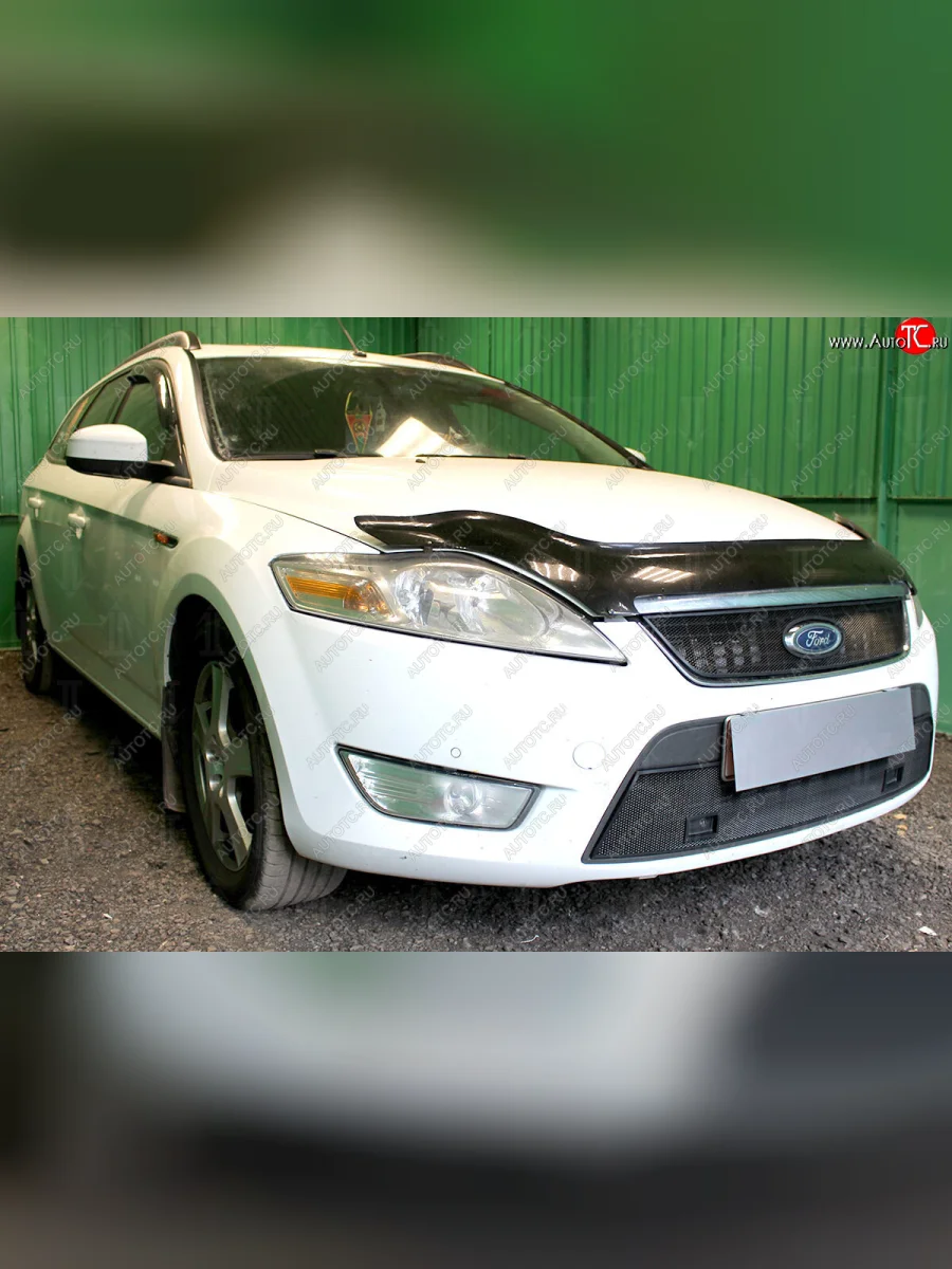 Защитная сетка радиатора в бампер (ячейка 3х7 мм, низ с парктроником) Стрелка11 Стандарт Ford Mondeo Mk4,BD дорестайлинг, седан (2007-2010) (черная)  в Перми Пермском крае